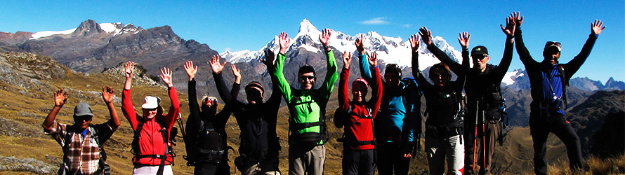 Photo ©: Eric Albino - Trekking Cedros Alpamayo and Huascaran group Das BergSpechte - Austria