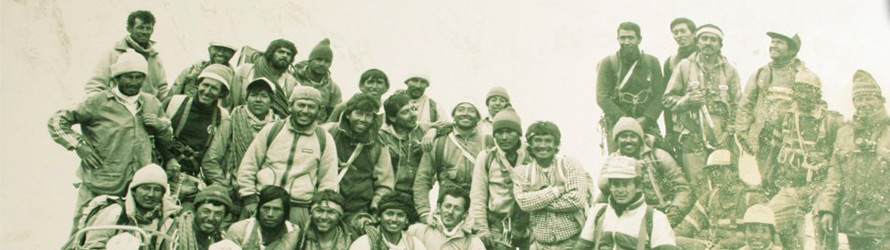 Peruvian Mountain Guides in Peru En 1977 Camille Bournissen, Vice-presidente de la Asociación de Guías de Montaña de Suiza (AGS) 