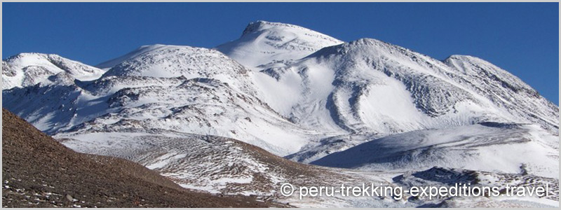 Chile: Excursion San Pedro de Atacama & Ojos del Salado (6.893 m) the highest volcano in the world