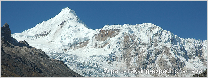 Peru: Expedition Nevado Tocllaraju (6034 m), north west ridge normal route or direct west face 60° - 75° degrees