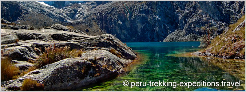 Peru: Trekking to Laguna Churup (4450 m)