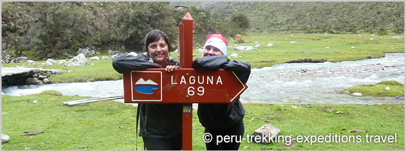 Peru: Trekking Laguna 69 Adventure over (4650 m)