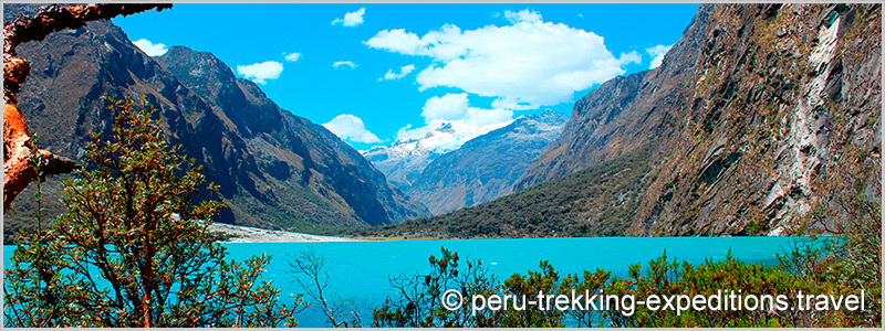 Peru: Bus-Tour Hiking Quebrada Llanganuco: Lagunas Chinancocha and Orconcocha (3850 m)