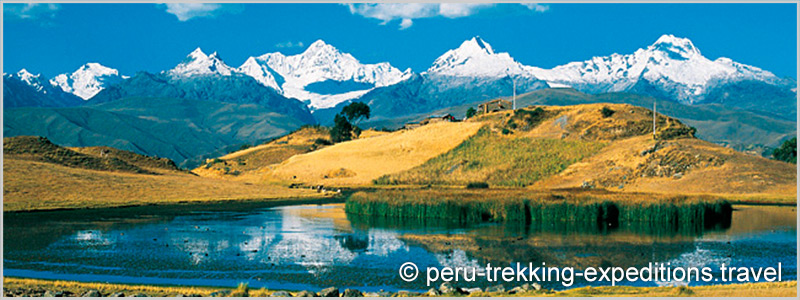 Peru: Trekking Laguna Wilcacocha Adventure over (3725 m)