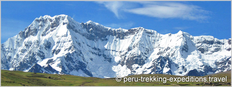 Peru: Cordillera Vilcanota Expeditions to Nevados Campa (5485 m) & Ausangate (6385 m)