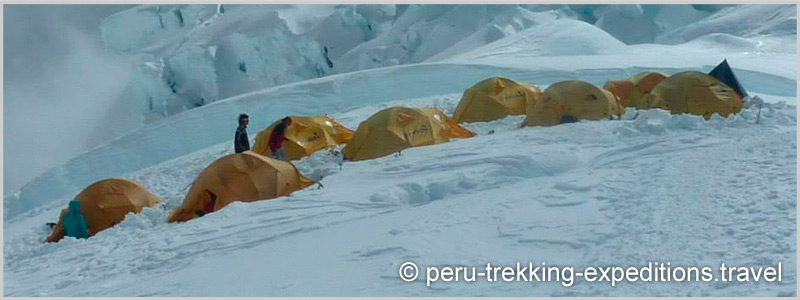 Peru: Expedition Nevados Urus (5495m), Ishinca (5530m) and Tocllaraju (6034m)-&-Huascaran (6768 m)