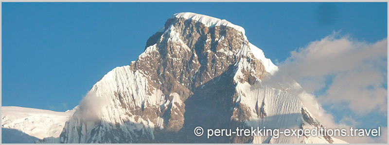 Peru: Expeditions Nevados Alpamayo (5947 m), Artesonraju (6025 m) and Huascaran (6768 m)