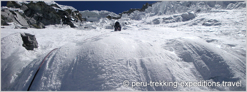 Peru: Climbing Nevado Ranrapalca (6162 m)