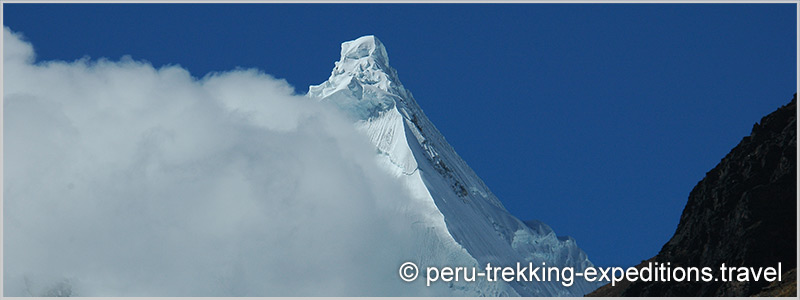 Peru: Trekking Cedros around the Nevados Alpamayo & Huascaran and Climbing Nevado Vallunaraju (5686 m) 