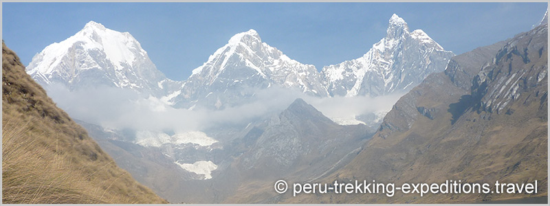 Peru: Trekking Huayhuash Climb Nevado Diablo Mudo (5350 m) & Climbing Nevado Vallunaraju (5686 m) 