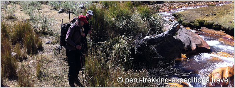 Peru: Trekking Quilcayhuanca via Huapi Pass (5020 m) to Valley Cojub