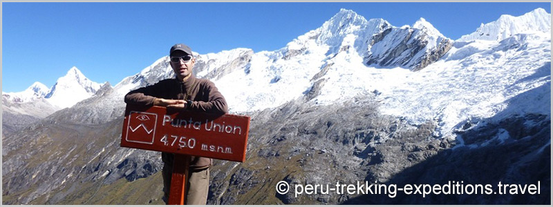 Peru: Trekking Santa Cruz and challenge the highest pass in the circuit Punta Union (4750 m)